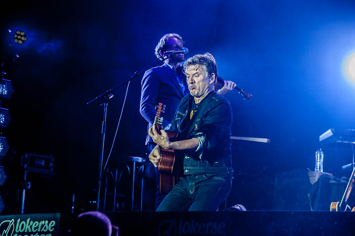 Bart Peeters @ Lokerse Feesten, picture 9, photographed by Gert Daemen - FrontView Magazine