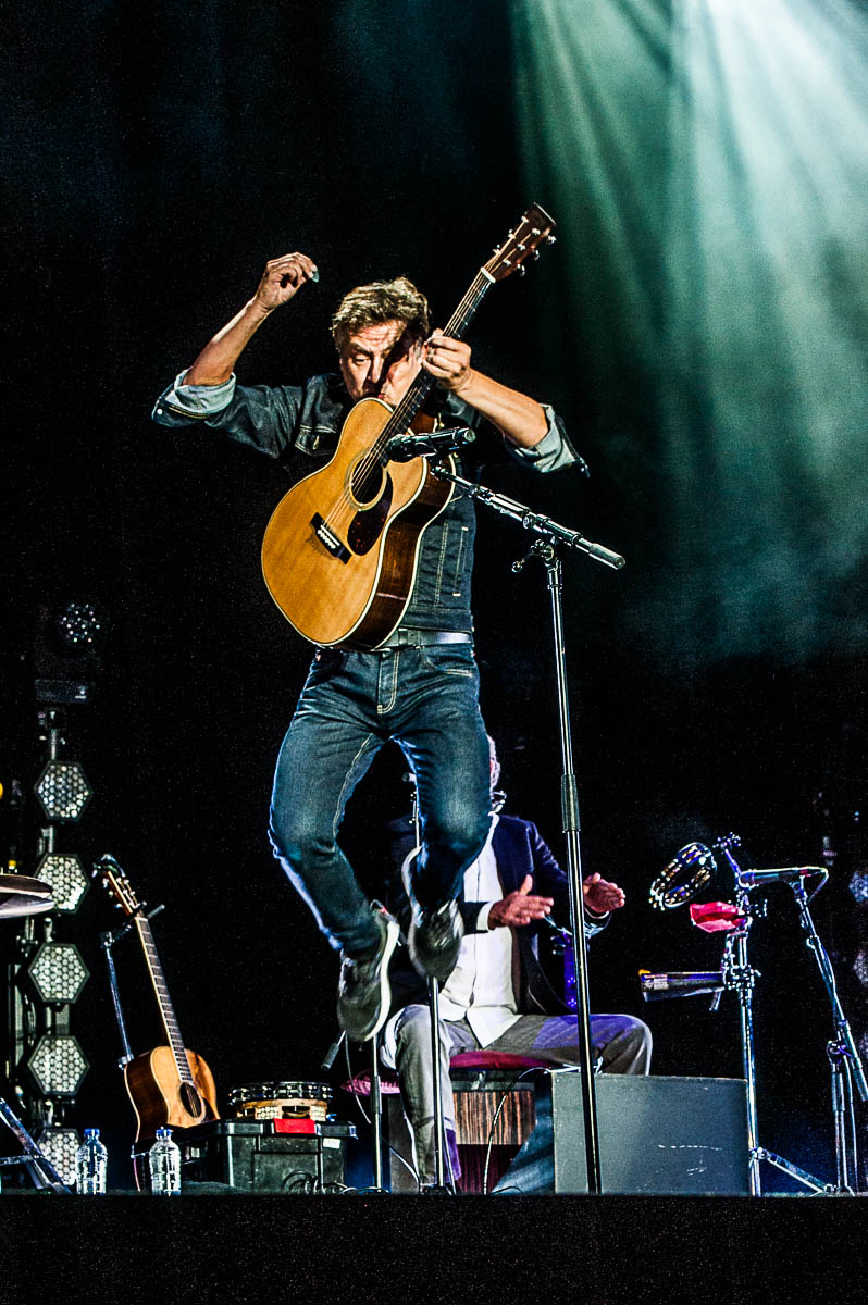 Bart Peeters @ Lokerse Feesten, picture 12, photographed by Gert Daemen - FrontView Magazine