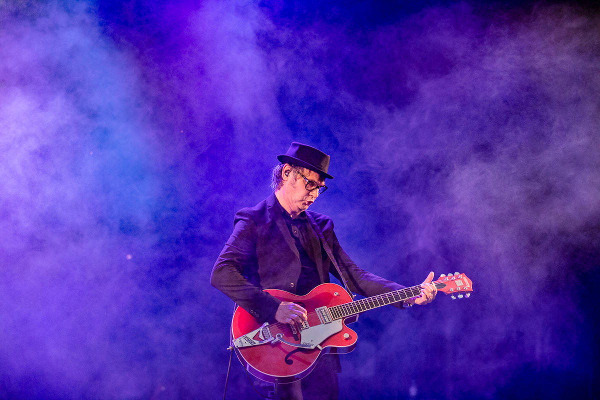 Hooverphonic @ Leuven Air, picture 6, photographed by Jürgen Bruynooghe - FrontView Magazine