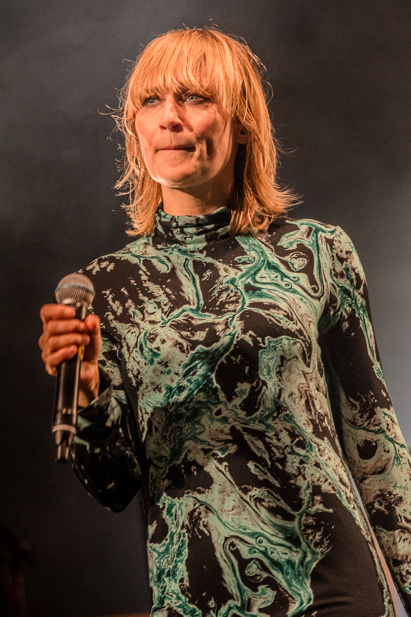 Hooverphonic @ Leuven Air, picture 16, photographed by Jürgen Bruynooghe - FrontView Magazine