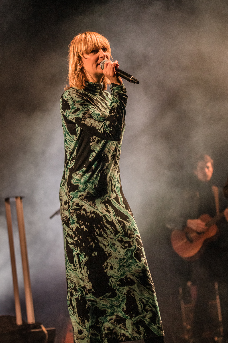 Hooverphonic @ Leuven Air, picture 17, photographed by Jürgen Bruynooghe - FrontView Magazine