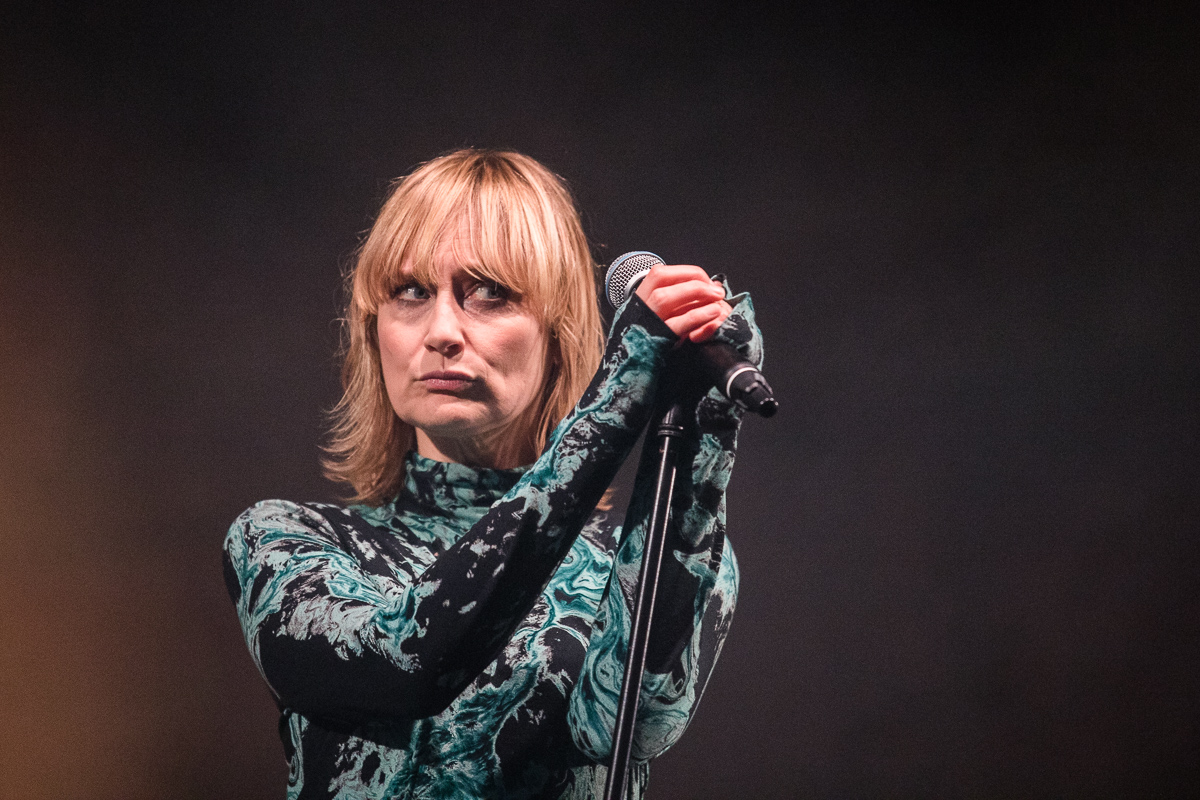 Hooverphonic @ Leuven Air, picture 32, photographed by Jürgen Bruynooghe - FrontView Magazine