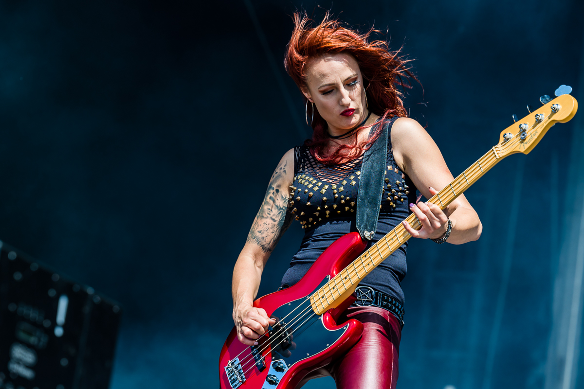 Burning Witches @ Alcatraz, picture 2, photographed by Dorien Goetschalckx - FrontView Magazine