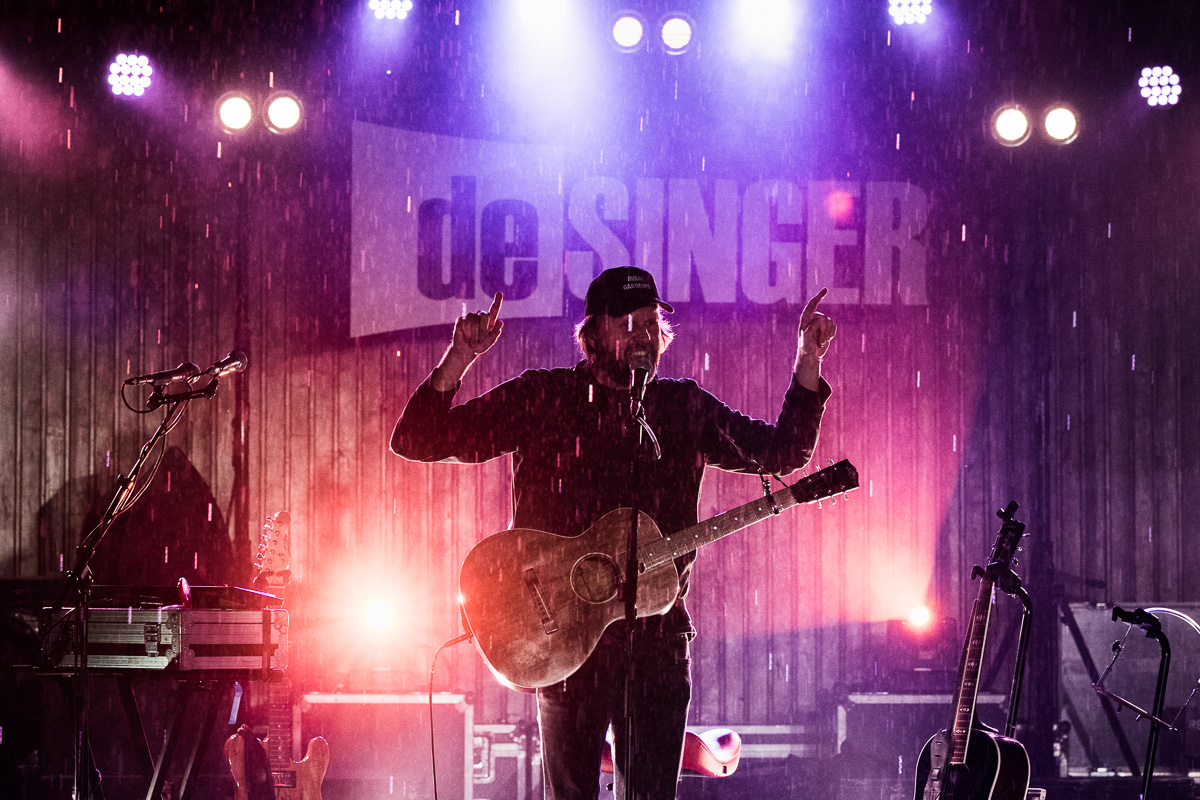 Admiral Freebee @ de Singer aan de Kiosk, picture 9, photographed by Ann Carpentier - FrontView Magazine