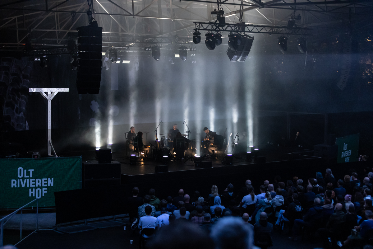 Amenra @ OLT Rivierenhof, picture 13, photographed by David Johnson - FrontView Magazine