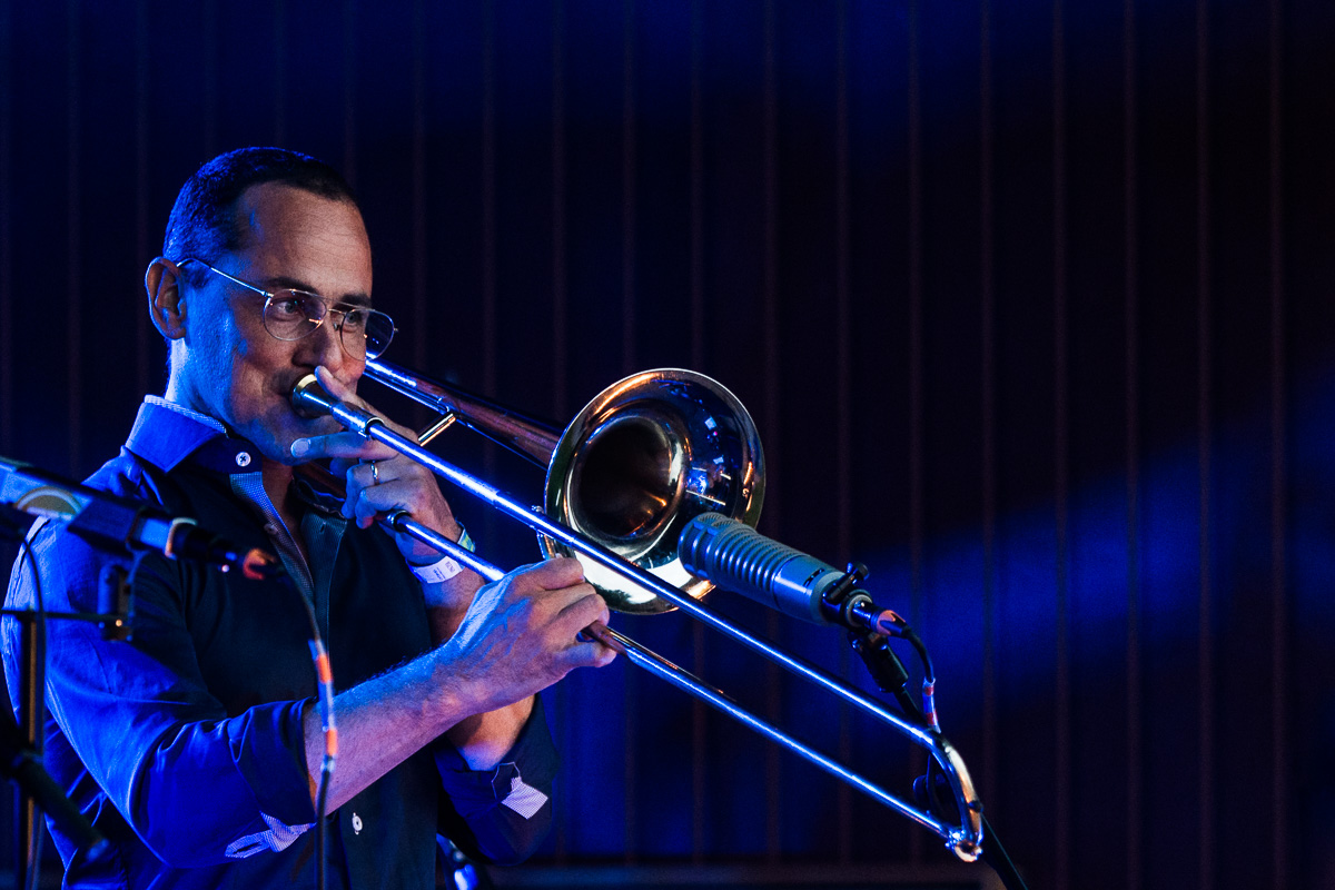 Cargo Mas @ de Singer aan de Kiosk, picture 2, photographed by Ann Carpentier - FrontView Magazine