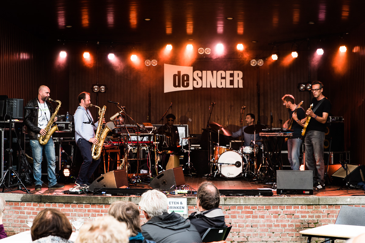 Lucid Lucia @ de Singer aan de Kiosk, picture 1, photographed by Ann Carpentier - FrontView Magazine
