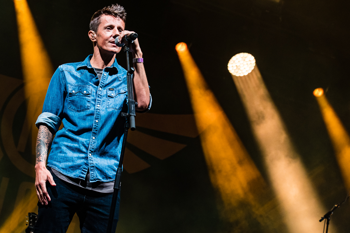 K's Choice @ Arena5, picture 1, photographed by Dorien Goetschalckx - FrontView Magazine