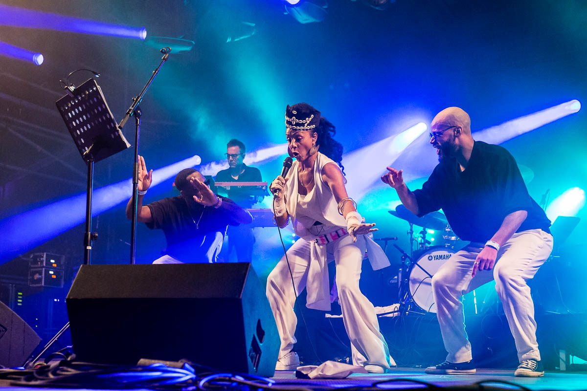 Zap Mama @ Sfinks Mundial XL, picture 17, photographed by Marc Verdonck - FrontView Magazine