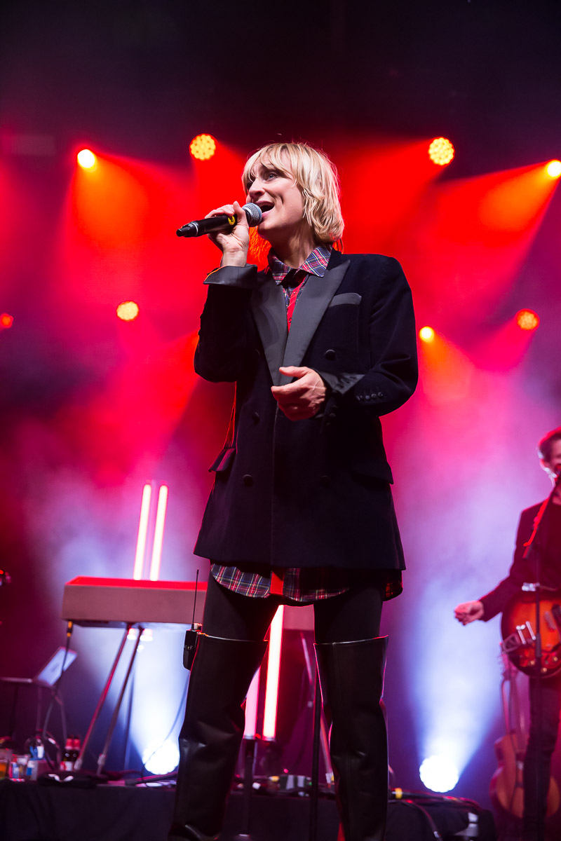 Hooverphonic @ OLT Rivierenhof, picture 16, photographed by Marc Verdonck - FrontView Magazine