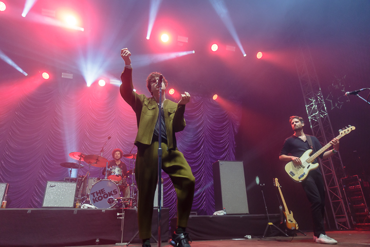 The Kooks @ Crammerock, foto 10, foto's door Peter Smet - FrontView Magazine