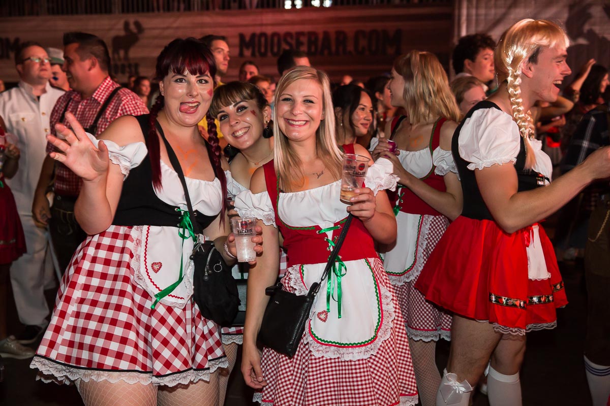 Moose Bar XXL @ Sportpaleis, picture 2, photographed by Marc Verdonck - FrontView Magazine
