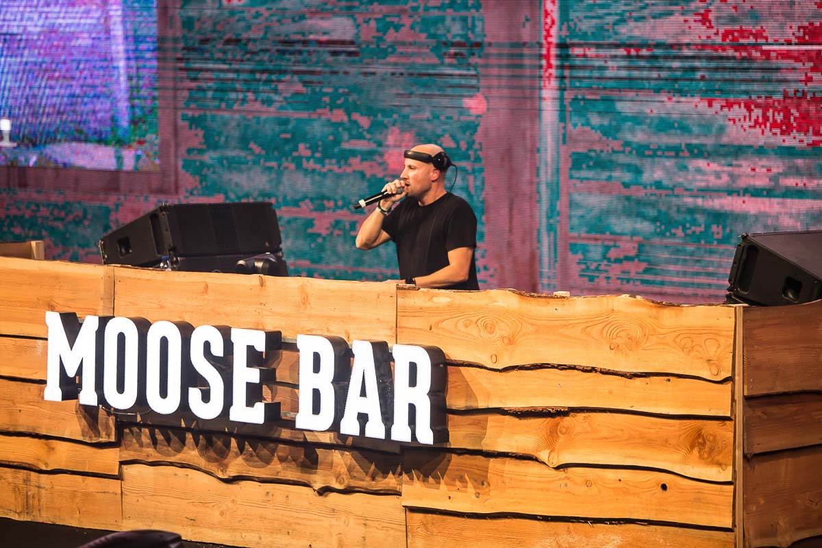 Moose Bar XXL @ Sportpaleis, picture 10, photographed by Marc Verdonck - FrontView Magazine
