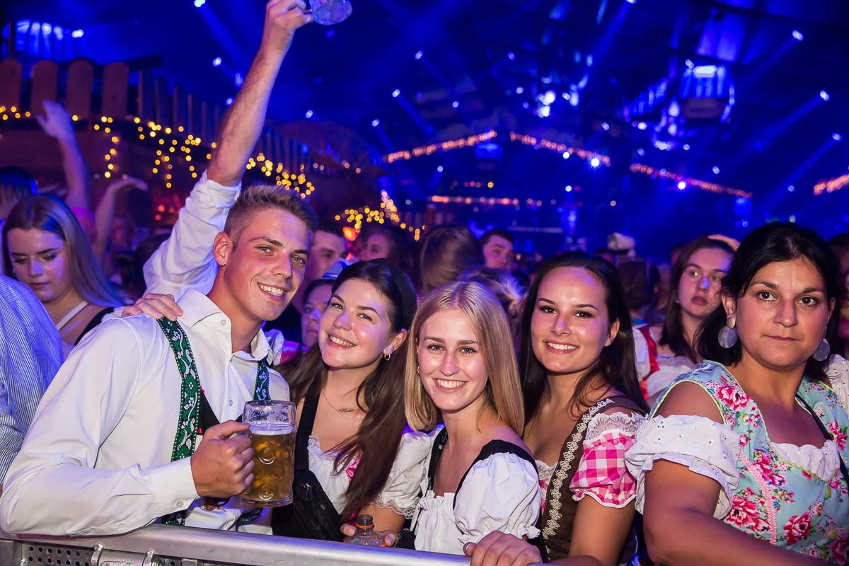 Moose Bar XXL @ Sportpaleis, picture 22, photographed by Marc Verdonck - FrontView Magazine