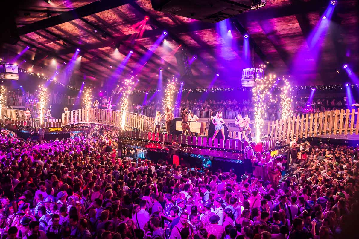 Moose Bar XXL @ Sportpaleis, picture 30, photographed by Marc Verdonck - FrontView Magazine