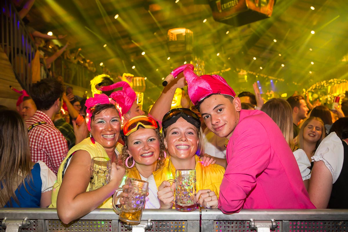 Moose Bar XXL @ Sportpaleis, picture 58, photographed by Marc Verdonck - FrontView Magazine