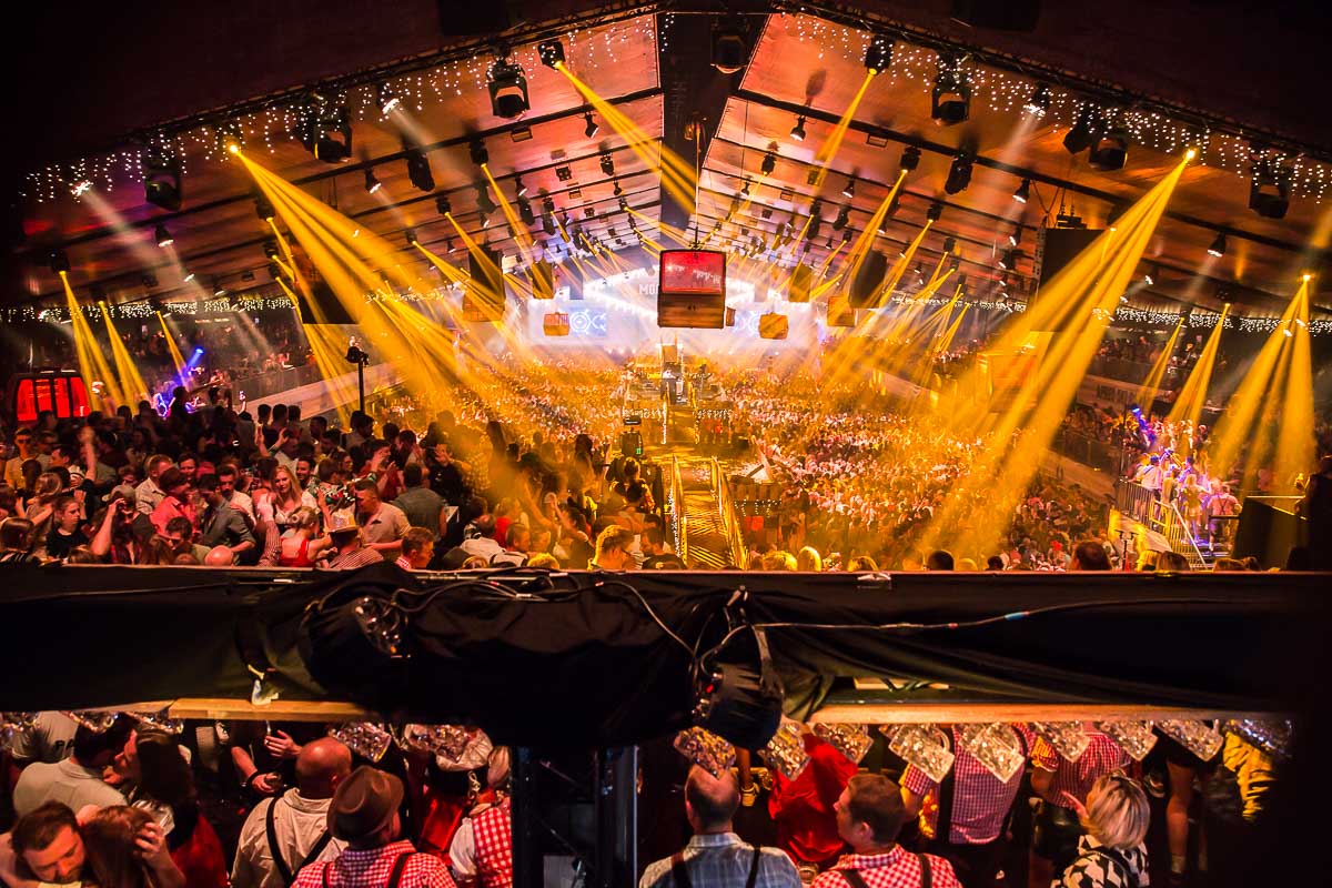Moose Bar XXL @ Sportpaleis, picture 66, photographed by Marc Verdonck - FrontView Magazine