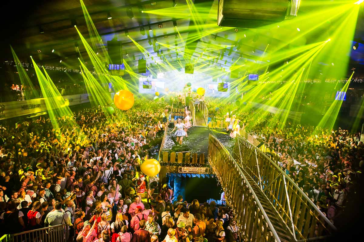 Moose Bar XXL @ Sportpaleis, picture 78, photographed by Marc Verdonck - FrontView Magazine