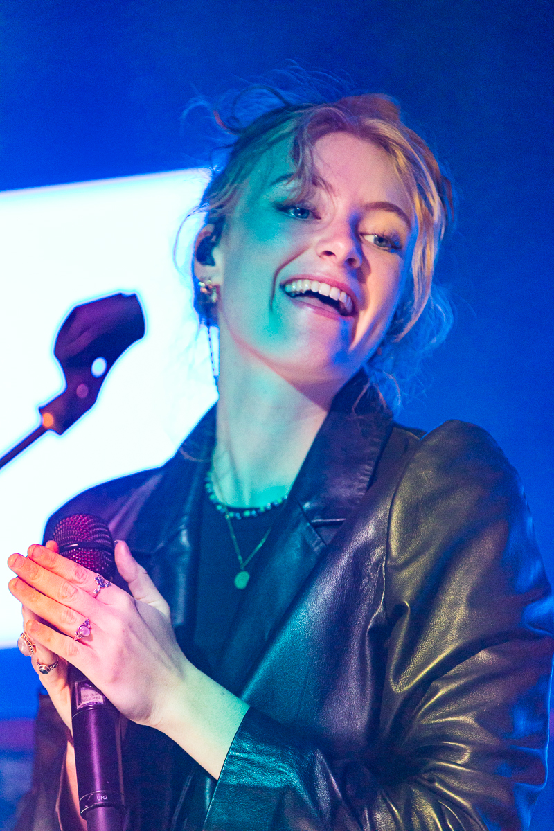 Froukje @ De Roma, picture 2, photographed by David Johnson - FrontView Magazine