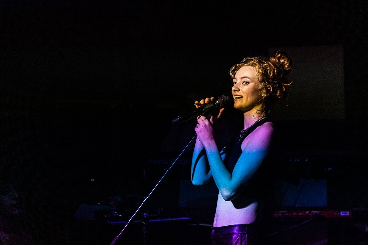 Froukje @ De Roma, picture 17, photographed by David Johnson - FrontView Magazine