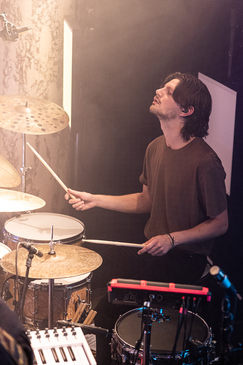 Froukje @ De Roma, picture 20, photographed by David Johnson - FrontView Magazine