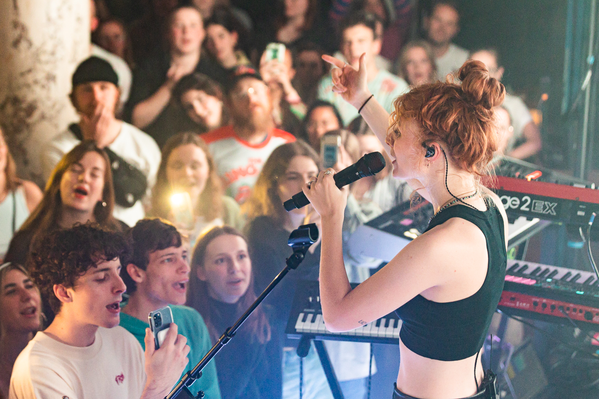 Froukje @ De Roma, picture 21, photographed by David Johnson - FrontView Magazine