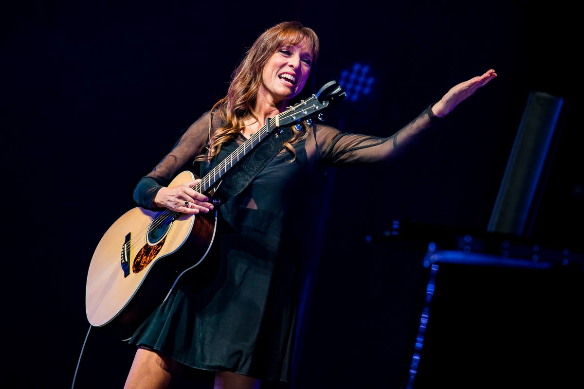 Lynda Lemay @ Koninklijk Circus, picture 10, photographed by Dorien Goetschalckx - FrontView Magazine