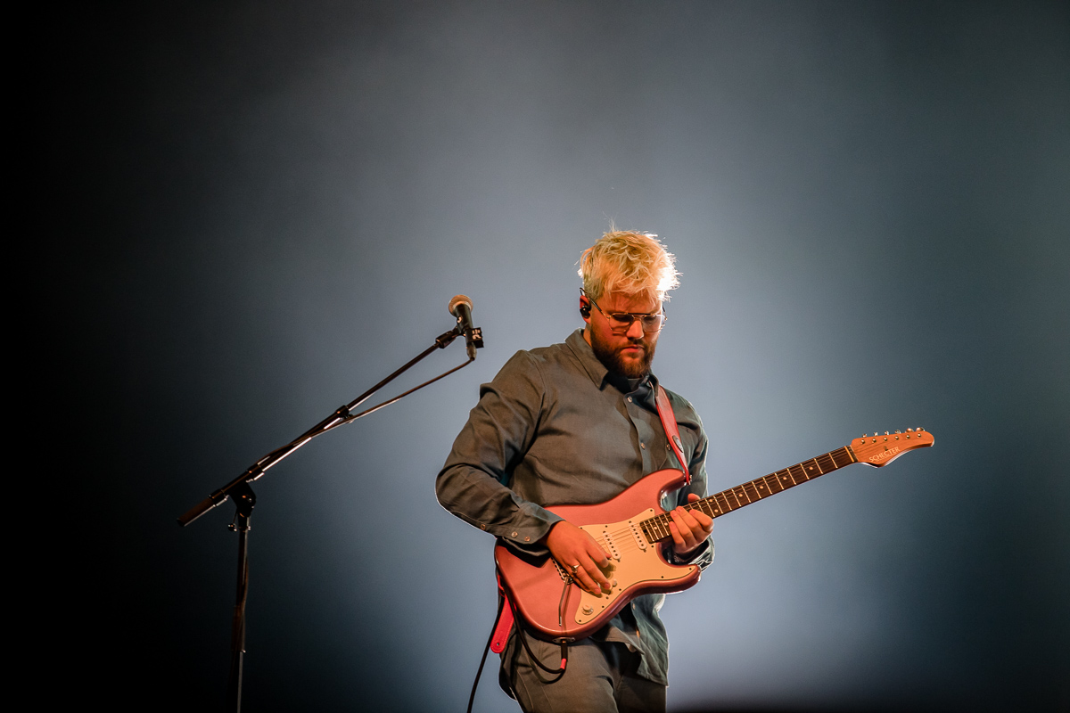 Maan @ 013 Tilburg, picture 6, photographed by Jürgen Bruynooghe - FrontView Magazine