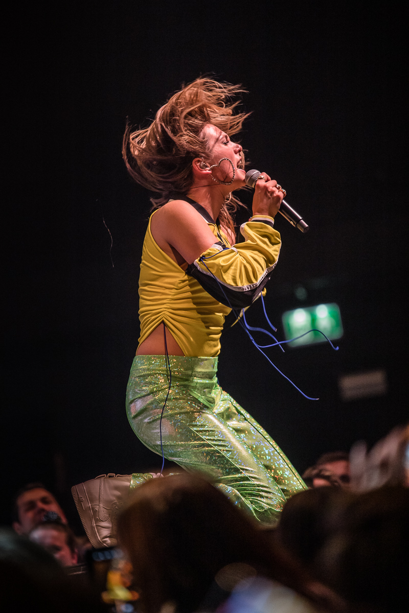 Maan @ 013 Tilburg, picture 34, photographed by Jürgen Bruynooghe - FrontView Magazine
