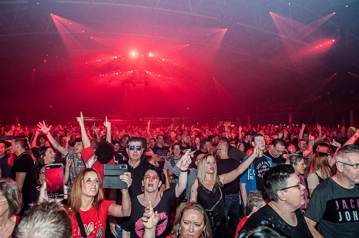 Sfeerbeelden @ i love the 90's, foto 10, foto's door Gert Daemen - FrontView Magazine