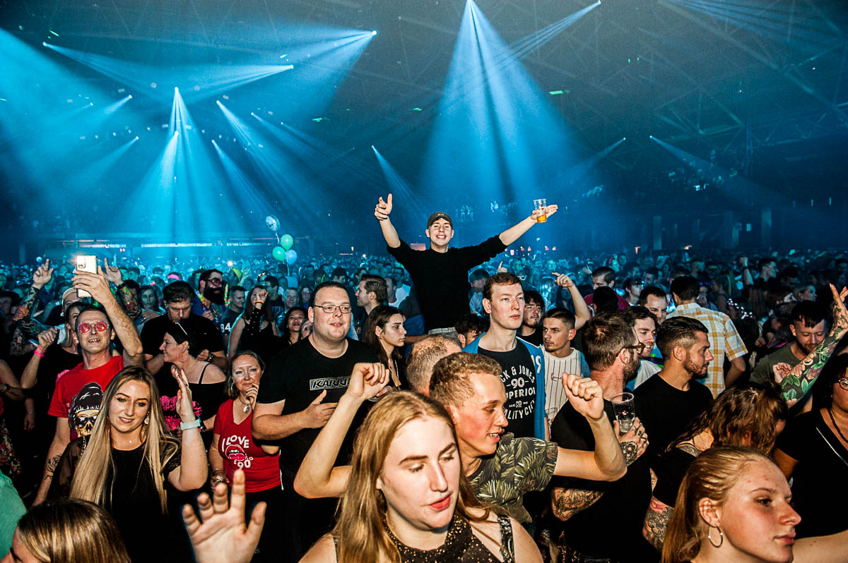 Sfeerbeelden @ i love the 90's, foto 35, foto's door Gert Daemen - FrontView Magazine