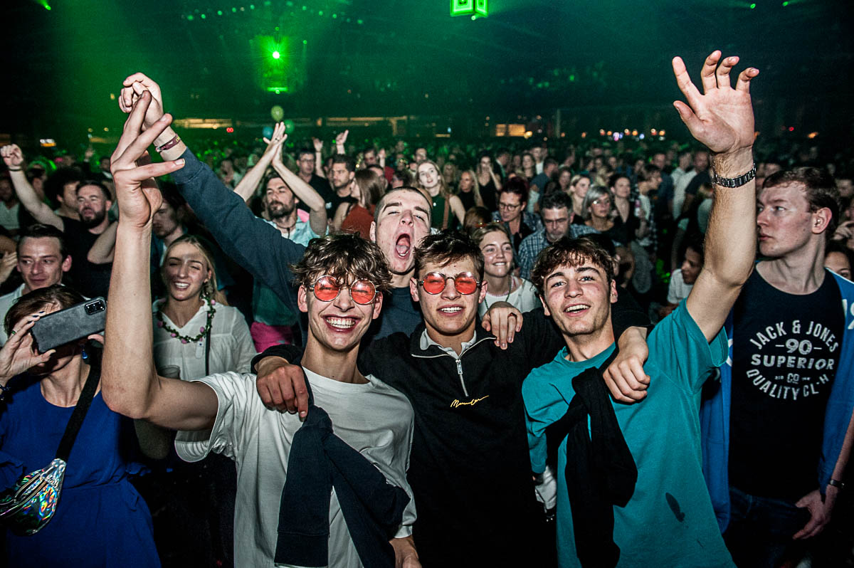 Sfeerbeelden @ i love the 90's, foto 38, foto's door Gert Daemen - FrontView Magazine