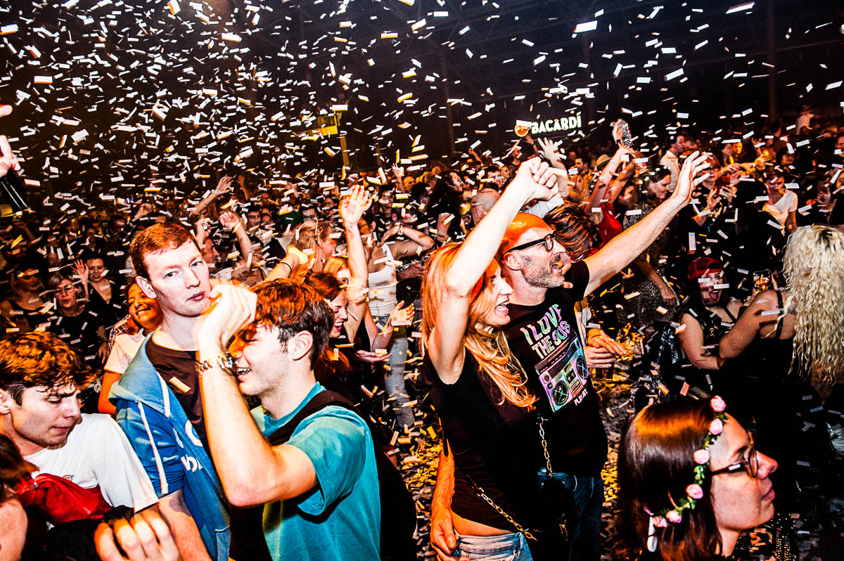 Sfeerbeelden @ i love the 90's, foto 40, foto's door Gert Daemen - FrontView Magazine