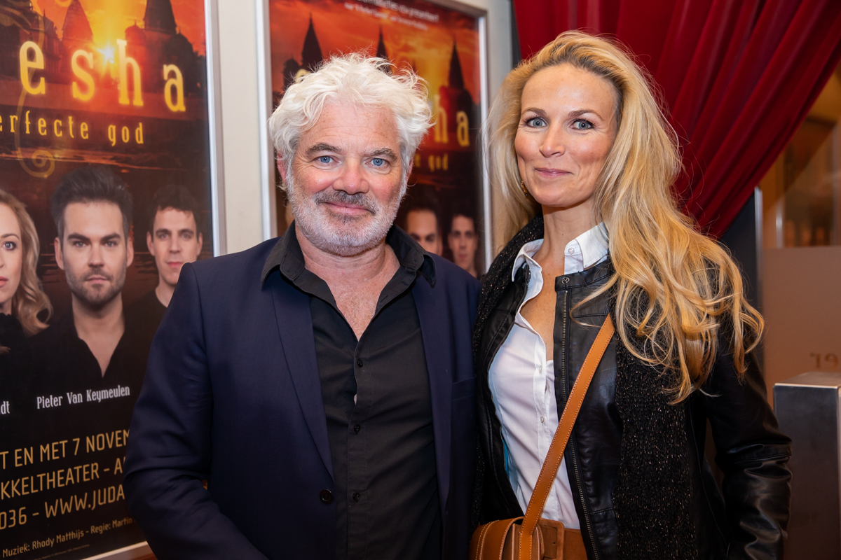Première Ganesha @ Rode zaal Fakkeltheater, picture 20, photographed by Goele Bormans - FrontView Magazine