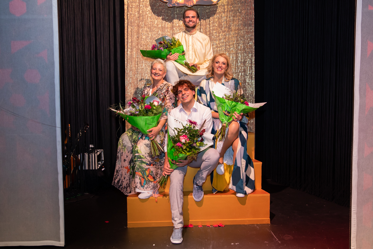 Première Ganesha @ Rode zaal Fakkeltheater, picture 34, photographed by Goele Bormans - FrontView Magazine