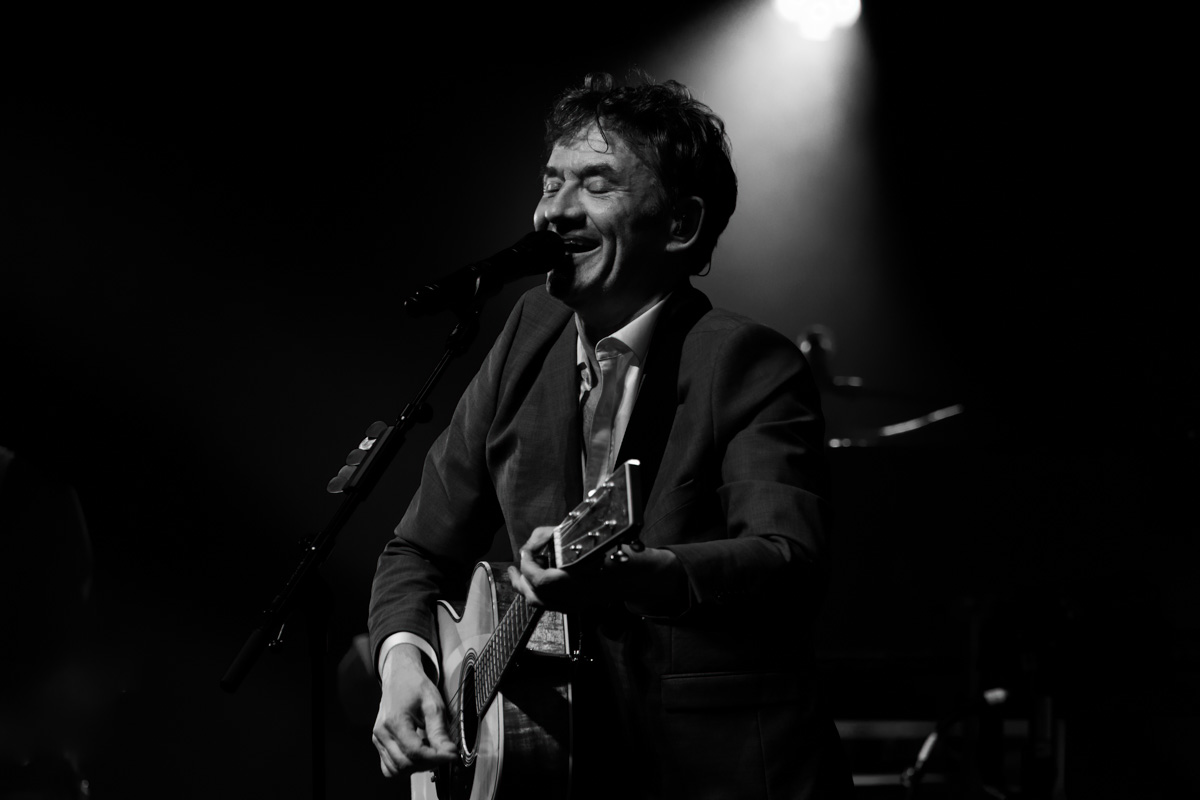 Bart Peeters & De Ideale Mannen @ De Warande, picture 3, photographed by Ann Carpentier - FrontView Magazine