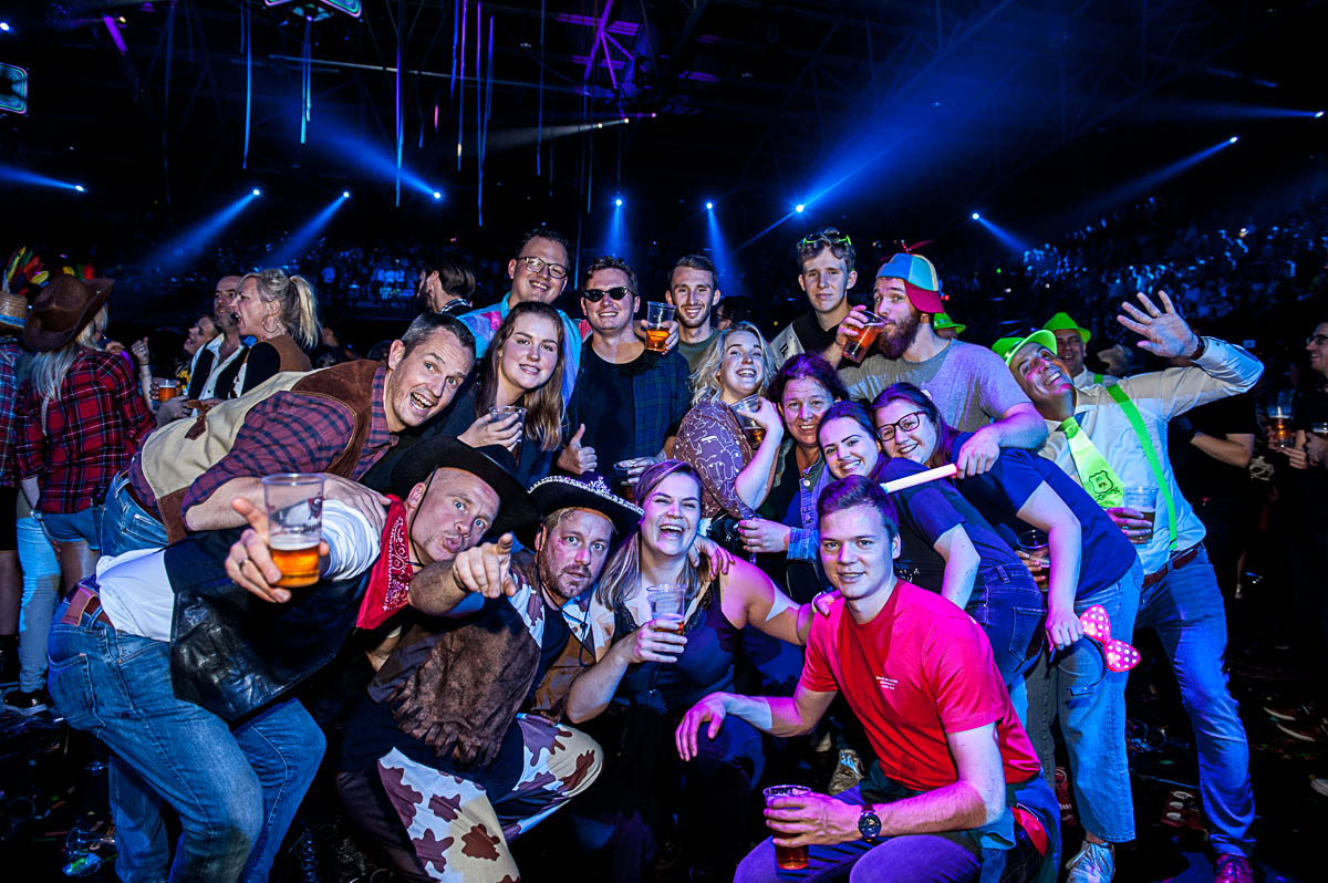 Sfeer en presentatie @ Schlagerfestival, picture 19, photographed by Gert Daemen - FrontView Magazine