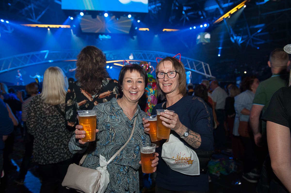 Sfeer en presentatie @ Schlagerfestival, picture 33, photographed by Gert Daemen - FrontView Magazine