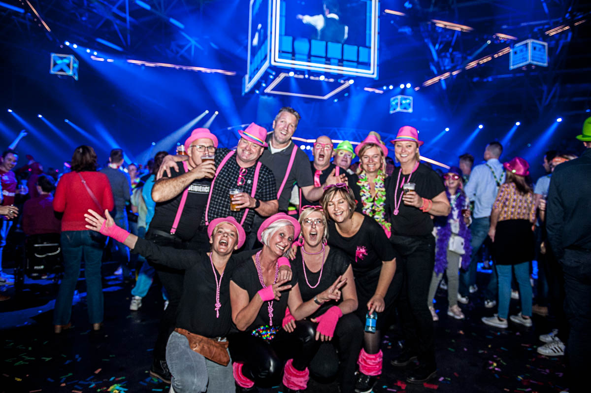 Sfeer en presentatie @ Schlagerfestival, picture 40, photographed by Gert Daemen - FrontView Magazine