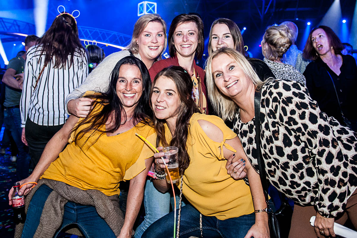 Sfeer en presentatie @ Schlagerfestival, picture 41, photographed by Gert Daemen - FrontView Magazine