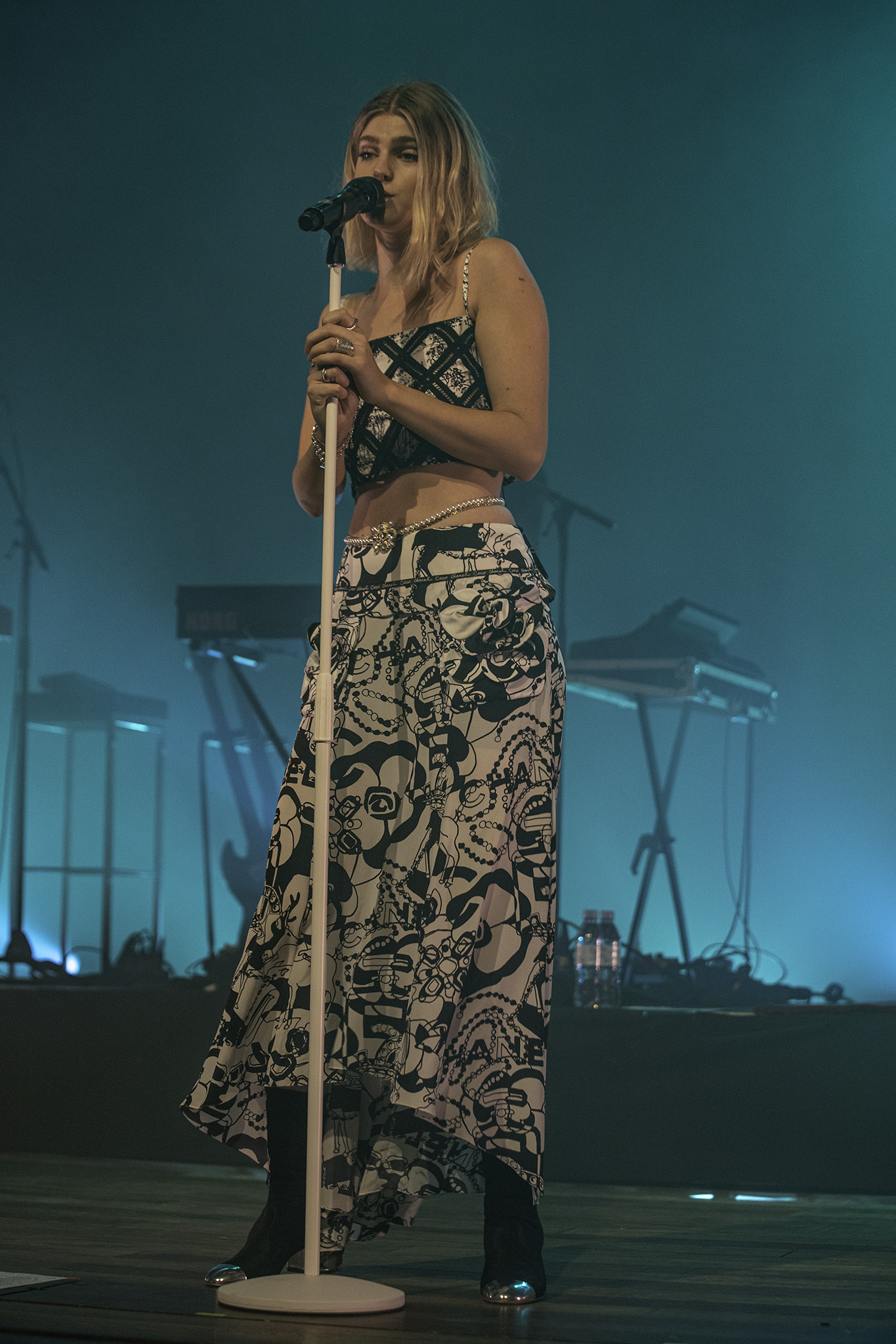 Emma Bale @ De Roma, picture 3, photographed by dirk janssens - FrontView Magazine
