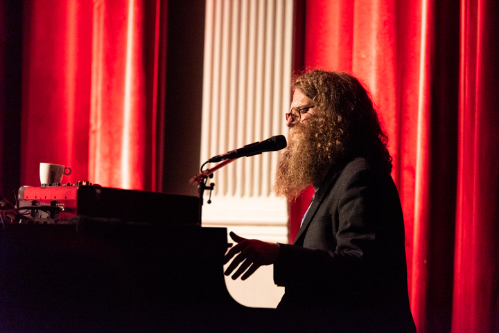 Ben Caplan & Gabrielle Papillon @ DeCasino, picture 6, photographed by Johan Van Buggenhout - FrontView Magazine