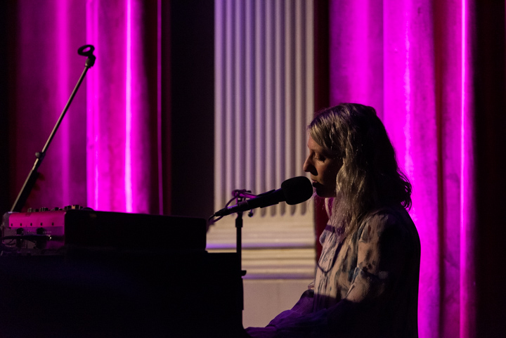 Ben Caplan & Gabrielle Papillon @ DeCasino, picture 21, photographed by Johan Van Buggenhout - FrontView Magazine