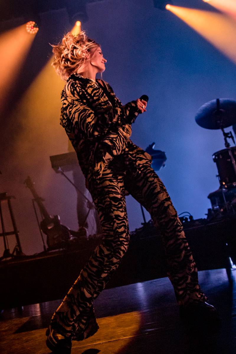 Emma Bale @ Het Depot, picture 6, photographed by Jürgen Bruynooghe - FrontView Magazine