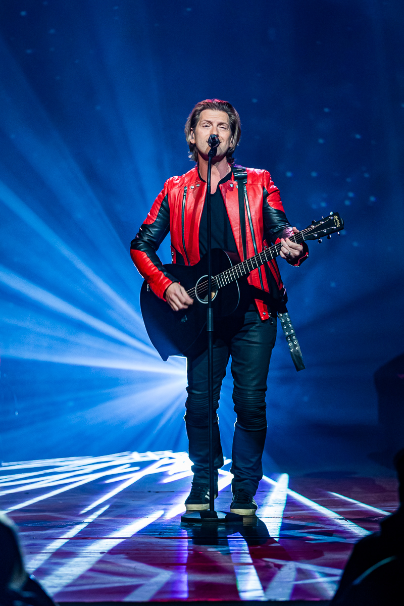 Gene Thomas @ Stadsschouwburg Antwerpen, foto 2, foto's door Dimitri Vanlommel - FrontView Magazine