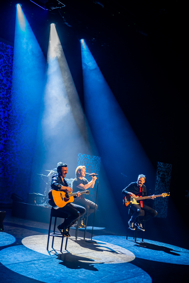 Gene Thomas @ Stadsschouwburg Antwerpen, foto 29, foto's door Dimitri Vanlommel - FrontView Magazine