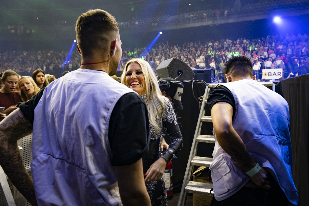 MNM Back To The 90s & Nillies - Cascade @ Sportpaleis, foto 1, foto's door Sandra Van Watermeulen - FrontView Magazine