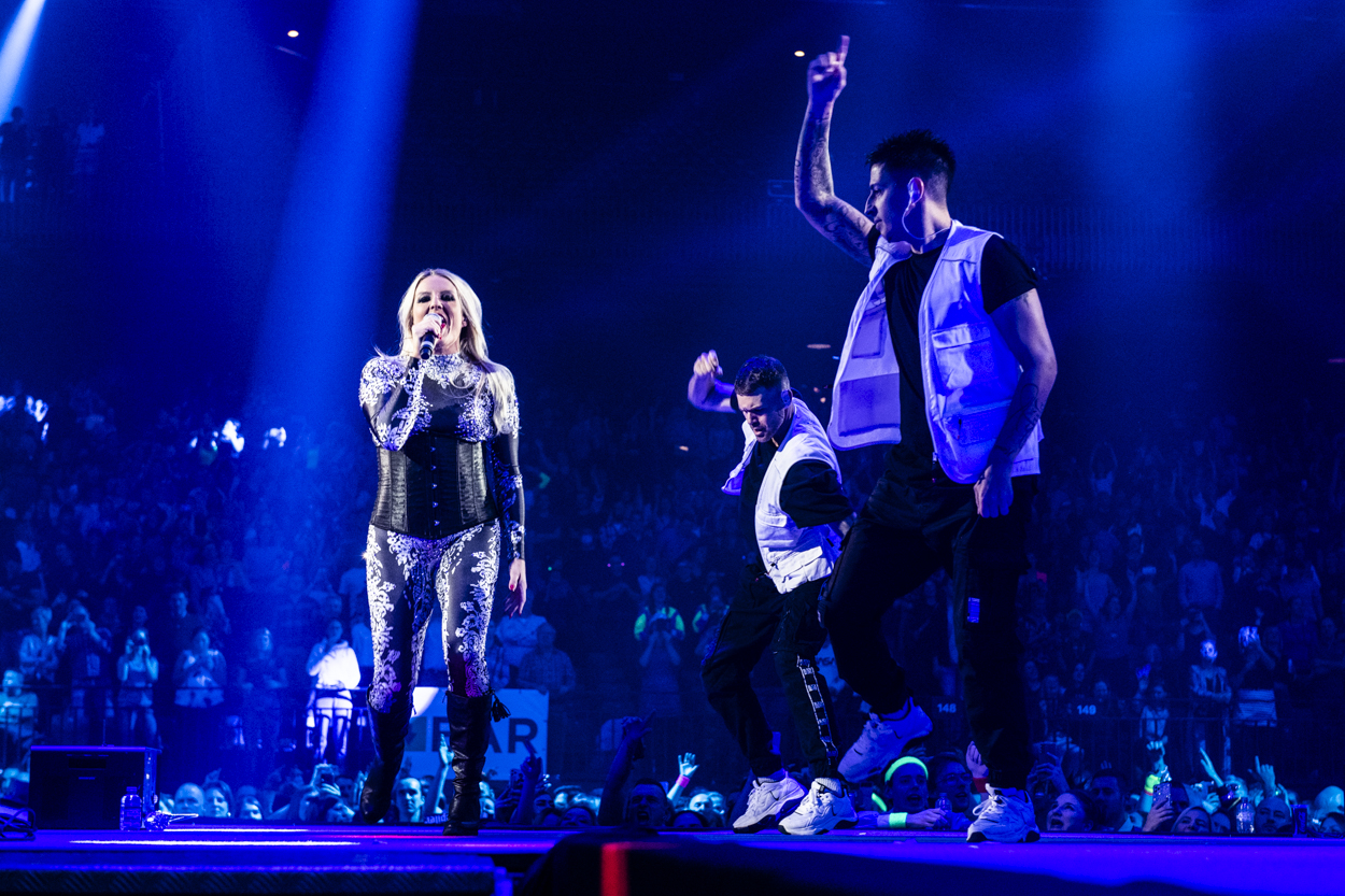 MNM Back To The 90s & Nillies - Cascade @ Sportpaleis, foto 4, foto's door Sandra Van Watermeulen - FrontView Magazine