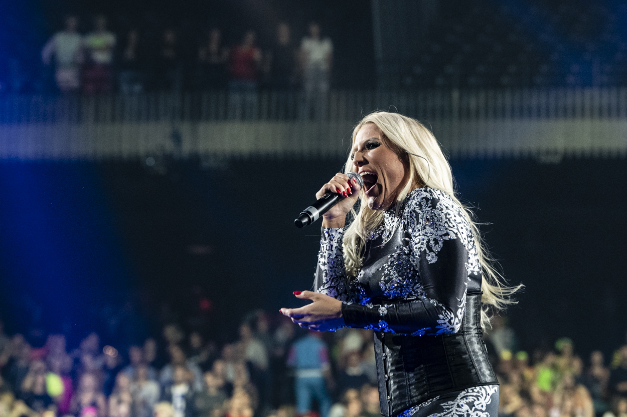 MNM Back To The 90s & Nillies - Cascade @ Sportpaleis, foto 12, foto's door Sandra Van Watermeulen - FrontView Magazine