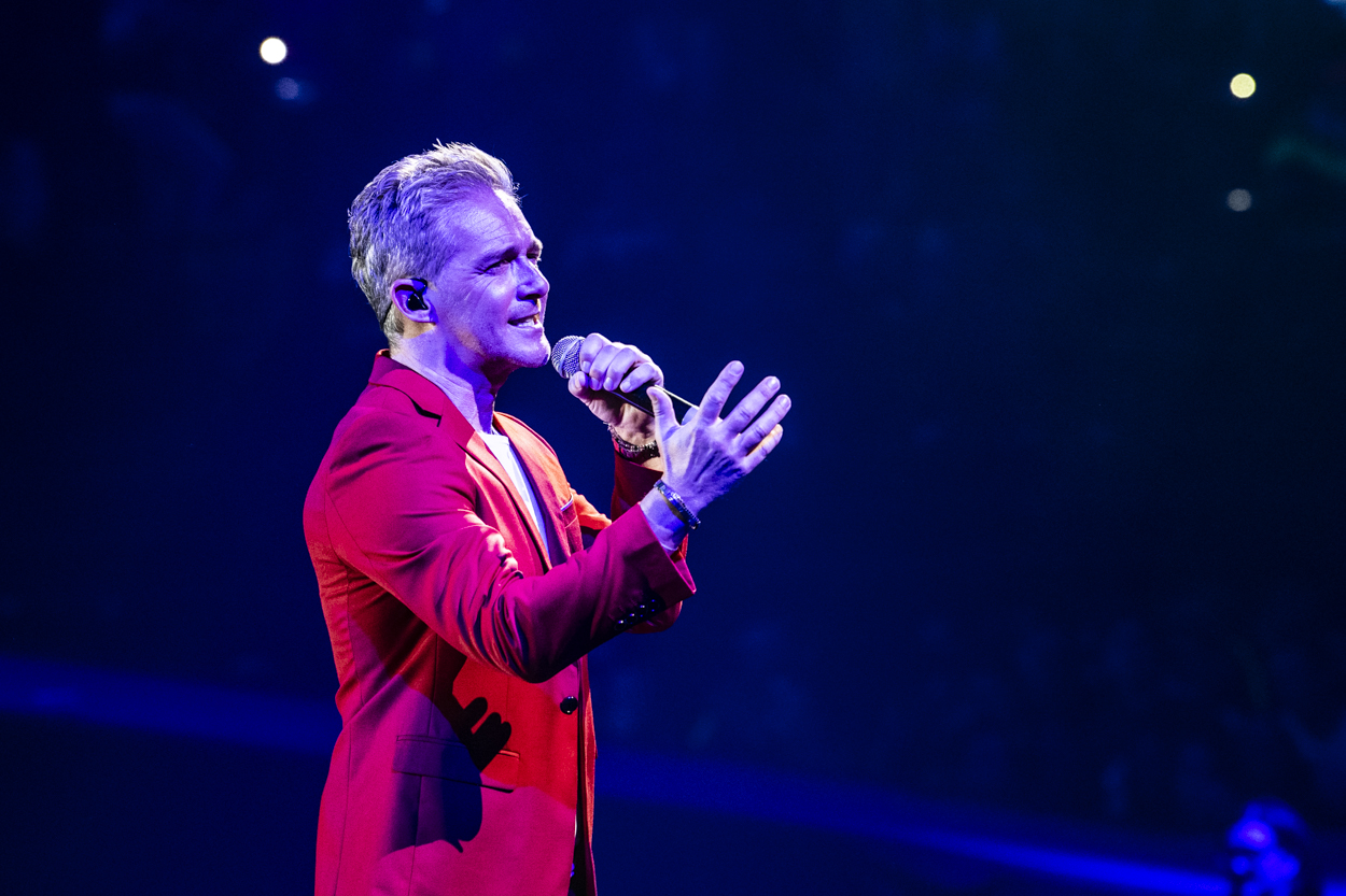 MNM Back To The 90s & Nillies - Christophe @ Sportpaleis, foto 4, foto's door Sandra Van Watermeulen - FrontView Magazine